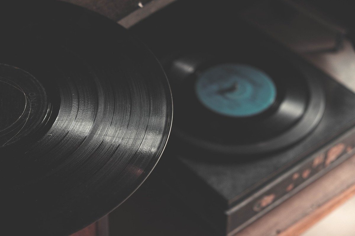 RollingStoneFra's tweet image. Parmi les disques sortis cette semaine, nous avons sélectionné ceux de Tedeschi Trucks Band, Anna Calvi, Edgär, Grant Haua, Selah Sue and the Gallands, Selwyn Birchwood, Pitou, Witch Post, Special Friend, Mega Surf et Aerosmith : rollingstone.fr/11-albums-a-ec…

#albums