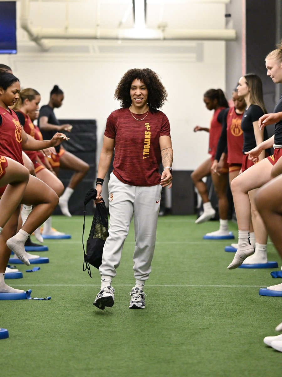 USC Women's Basketball tweet media