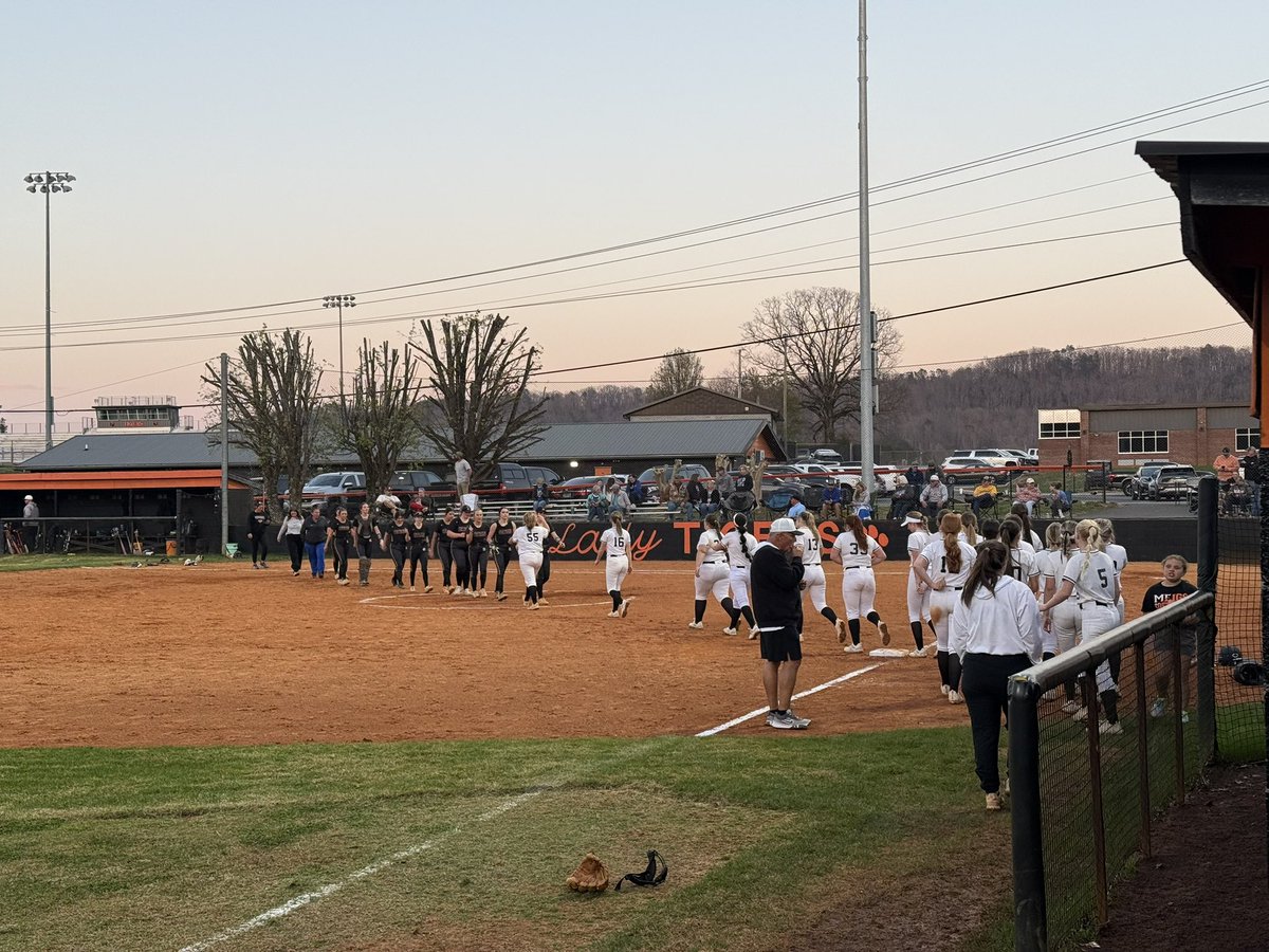 Drew Cook tweet media