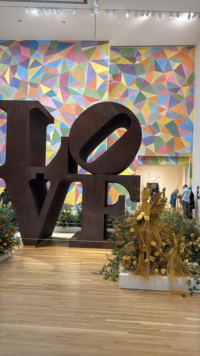 Visit Indy tweet media