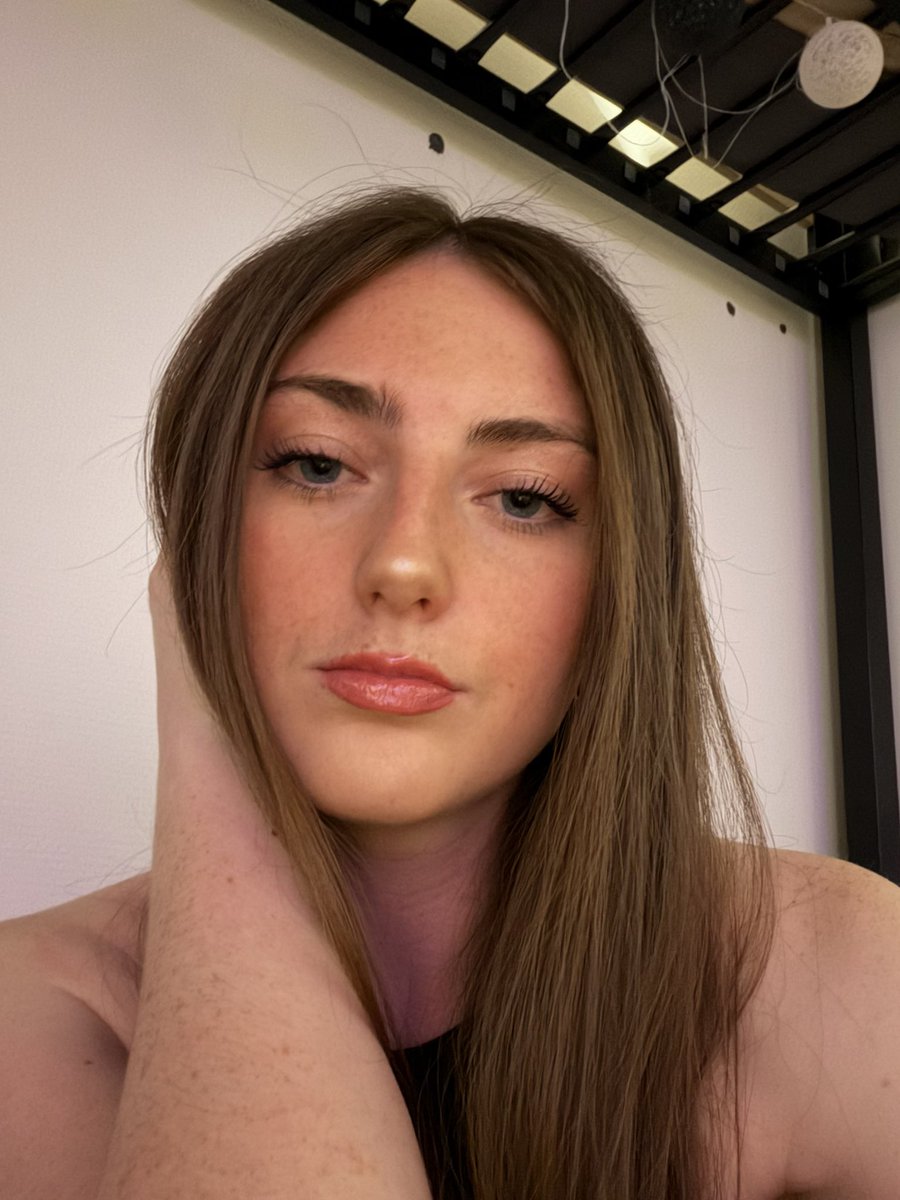 marie 🦧 tweet media