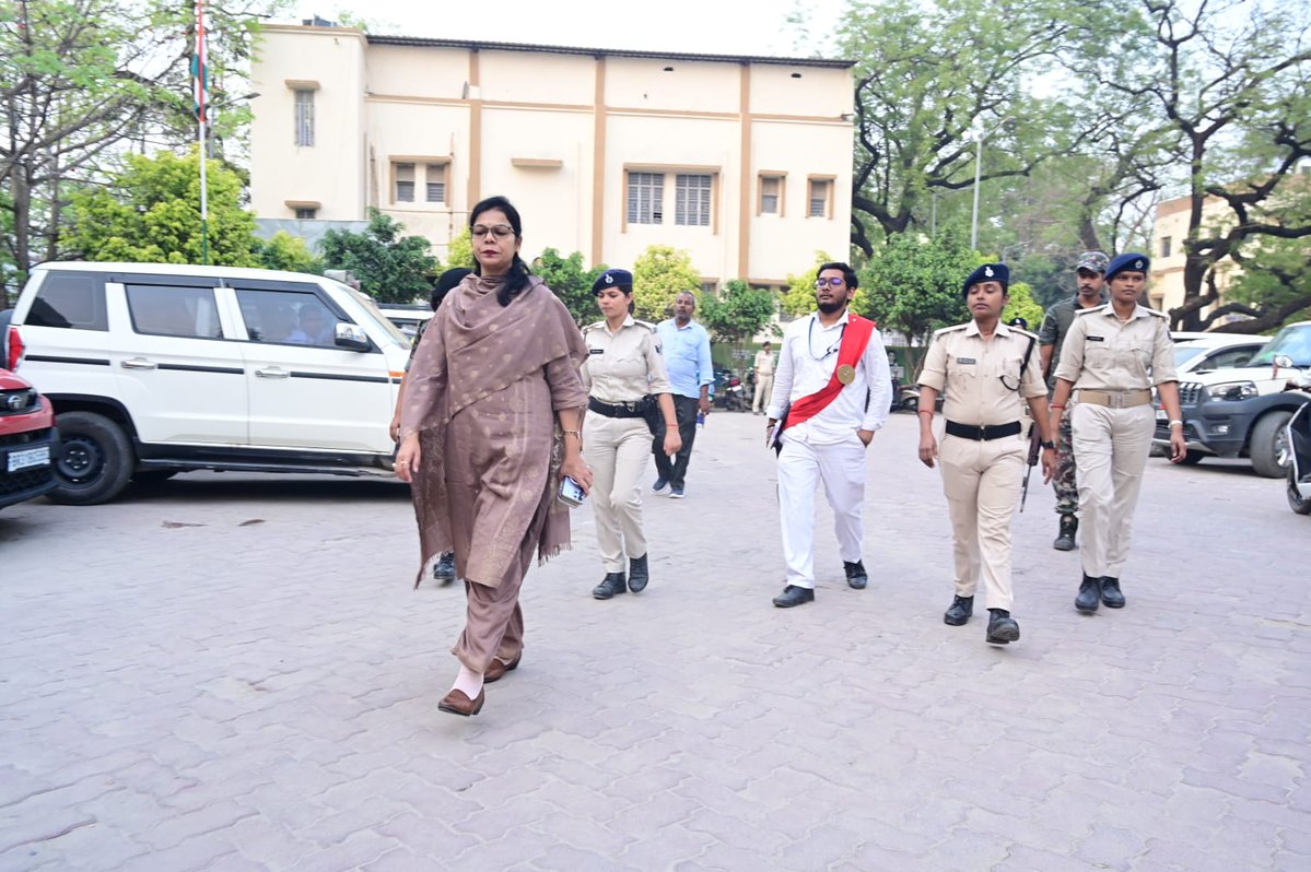 District Magistrate, Vaishali tweet media