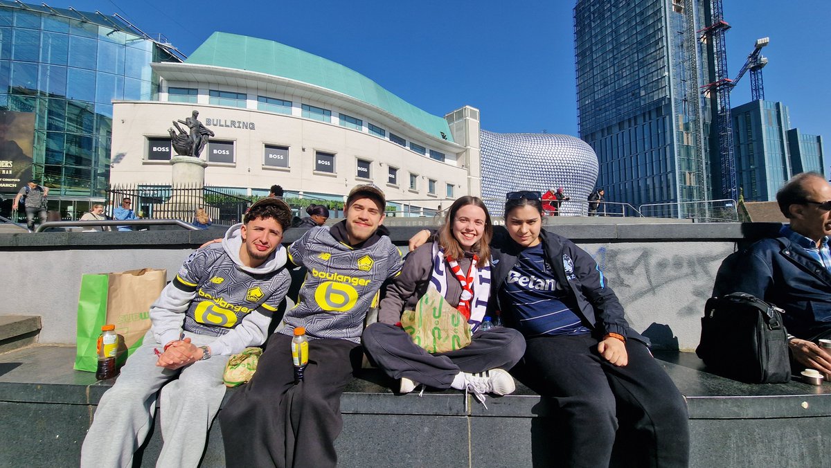 Meet some lille fans in the city centre today.