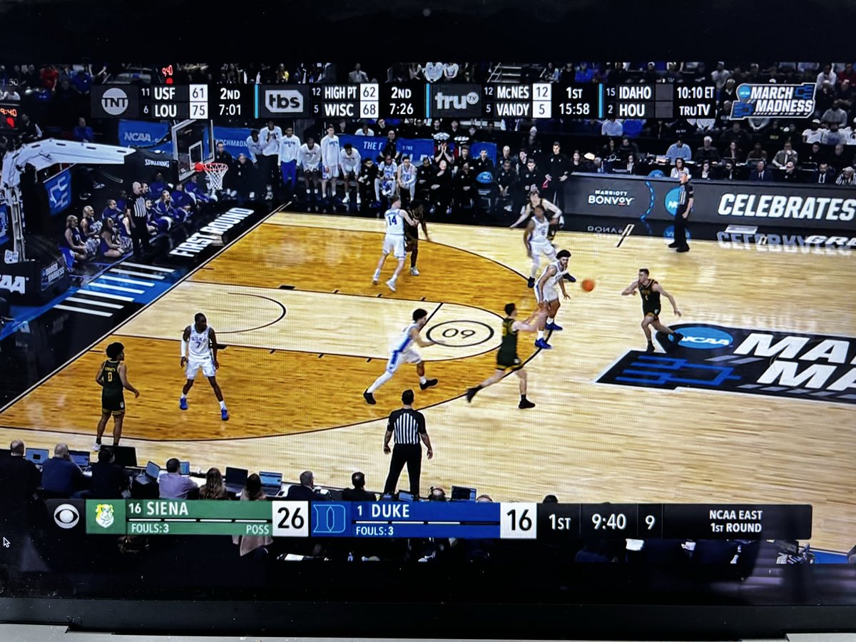 College Sports Only tweet media