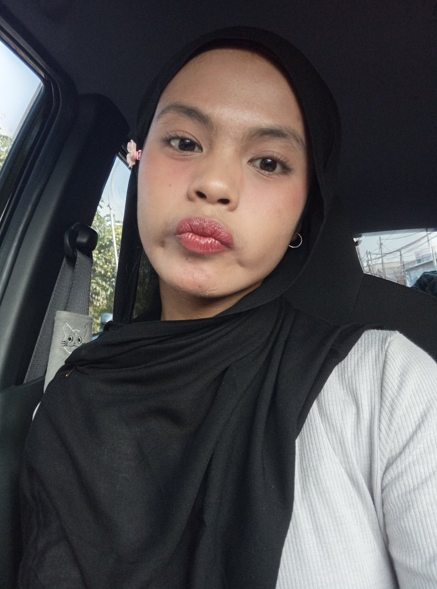 wippzyyy's tweet photo. hy lgiee bogorrzzz!! https://t.co/oRhQru8oq6
