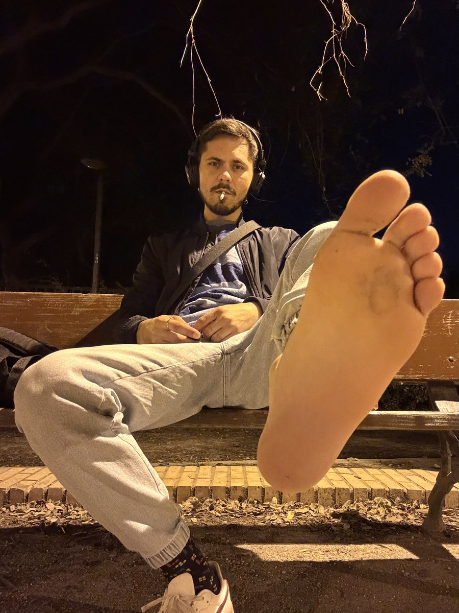 God Alex Feets tweet media