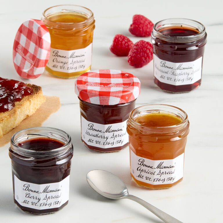 EmmaPeel_Knight's tweet photo. @financedystop We don´t need »this guy« to know #BonneMaman-#Marmelade.
It is #French🇫🇷brand from Biars-sur-Cère in the department of #Lot, that we in #Europe, know and love.😊 https://t.co/grAoPInVFe