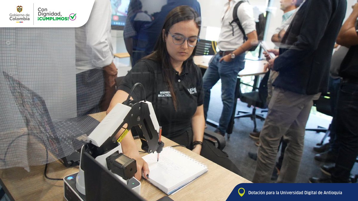 Findeter Colombia tweet media