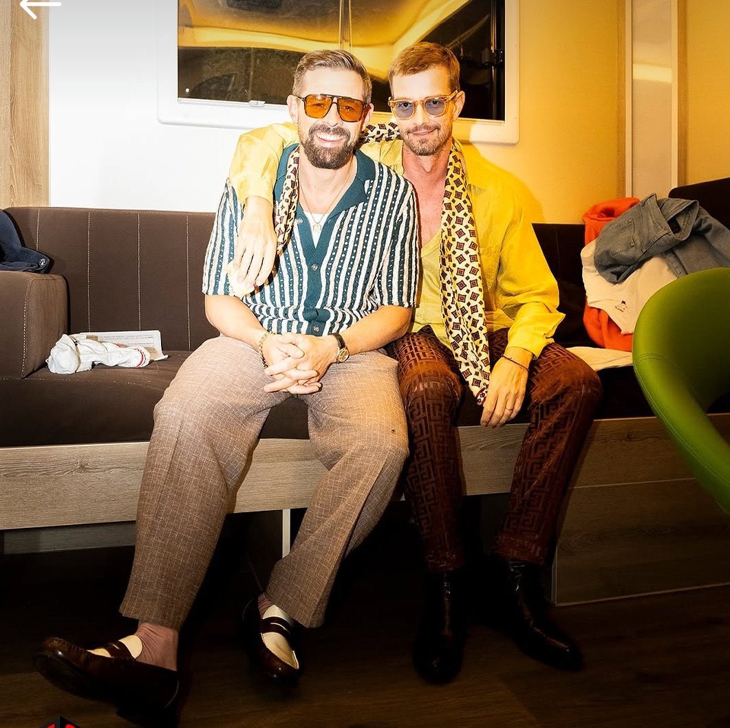 Der Kommentator tweet media