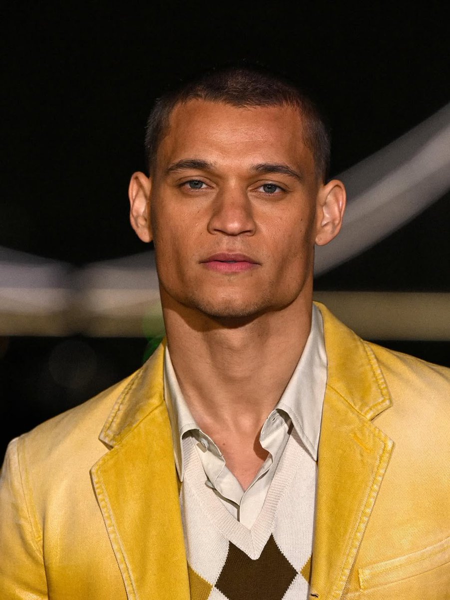 D • G • L • S tweet media