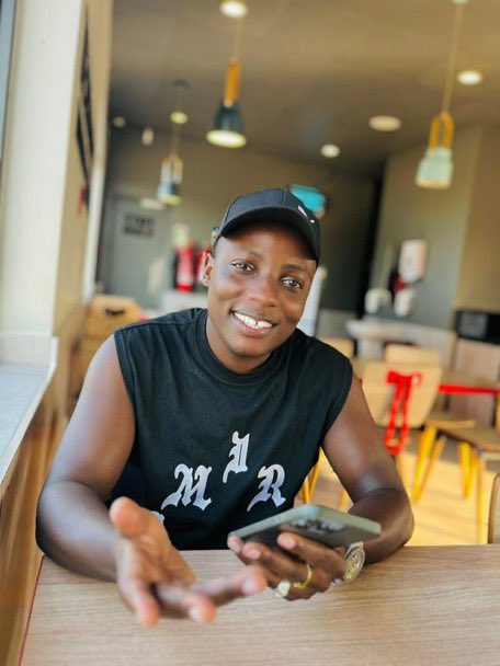 Anselm🇺🇬 tweet media