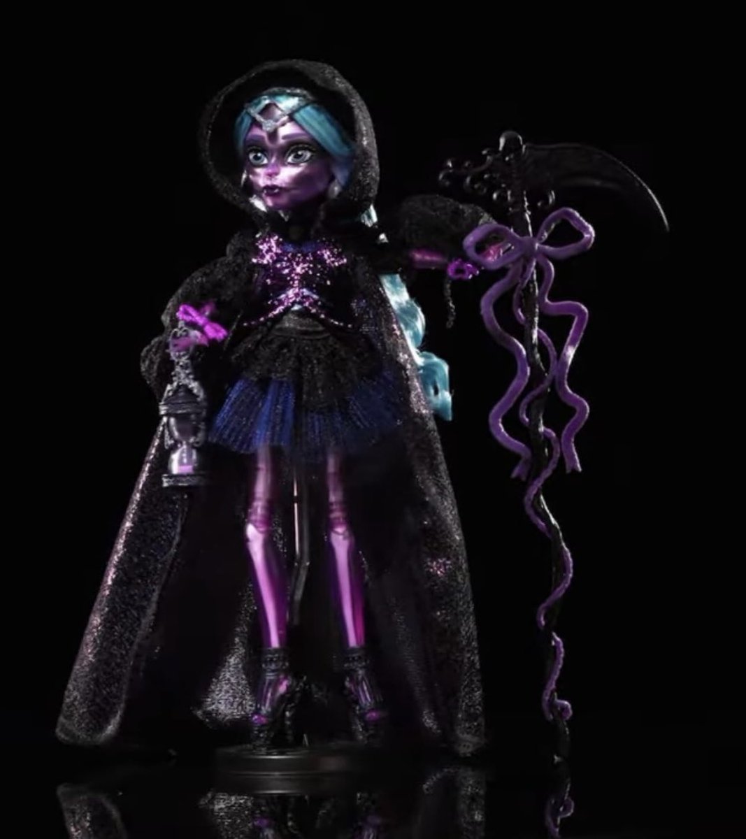 Tara 🎀🦇 tweet media