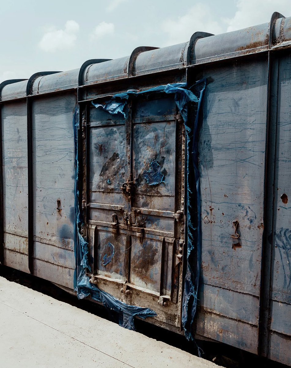 Composition tweet media