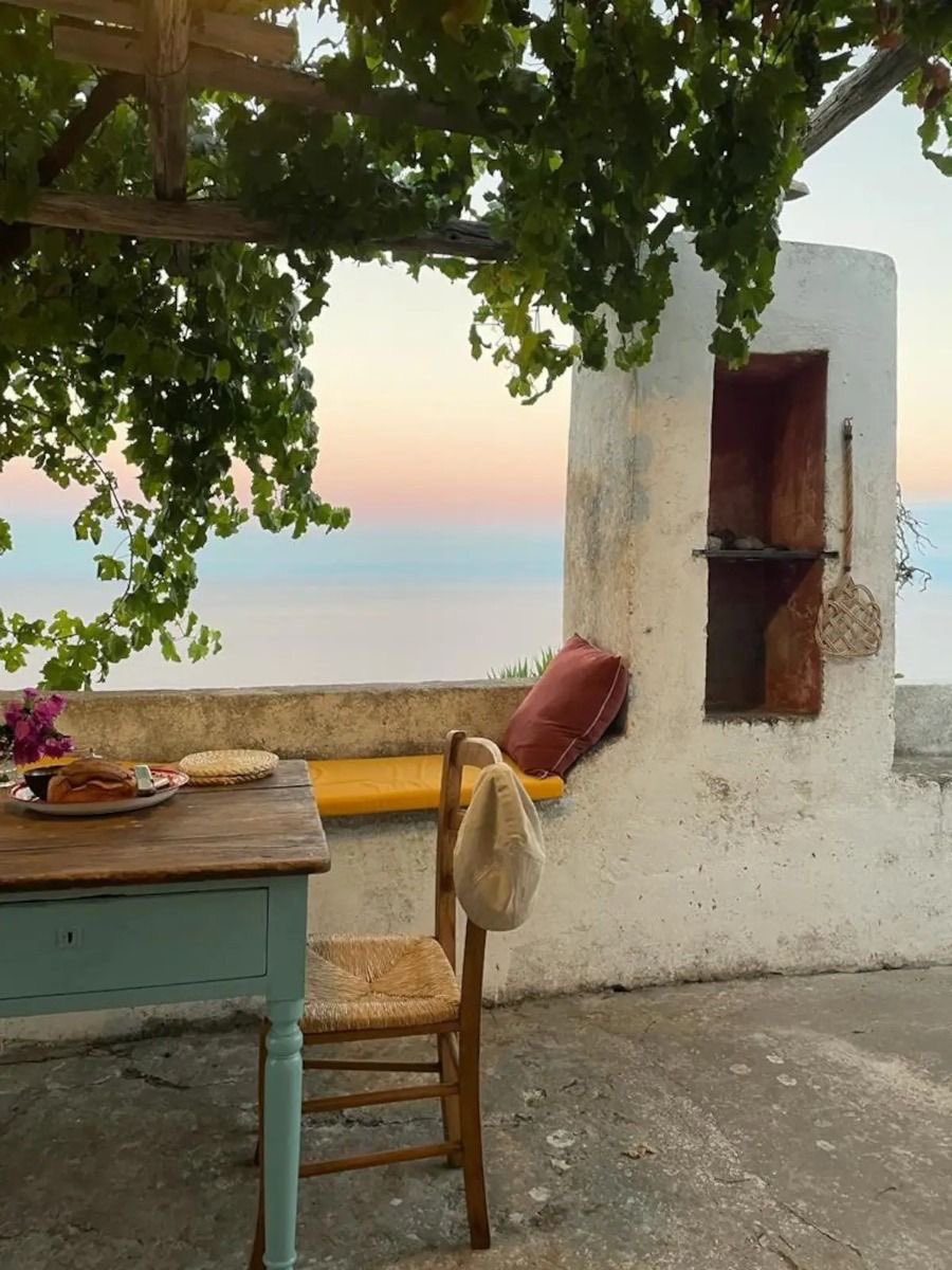 Girls therapy tweet media