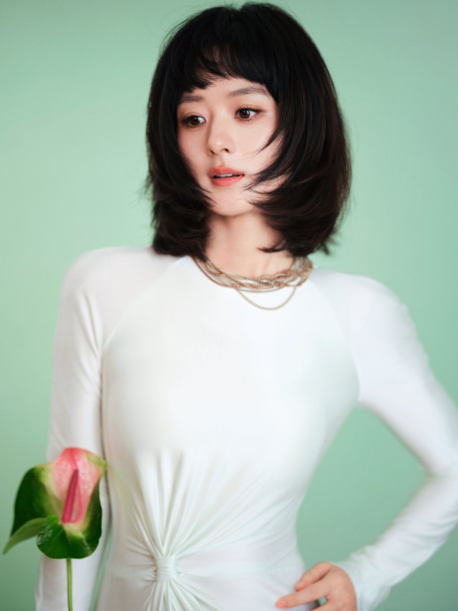 𝐋𝐈𝐘𝐈𝐍𝐆 (1987). tweet media