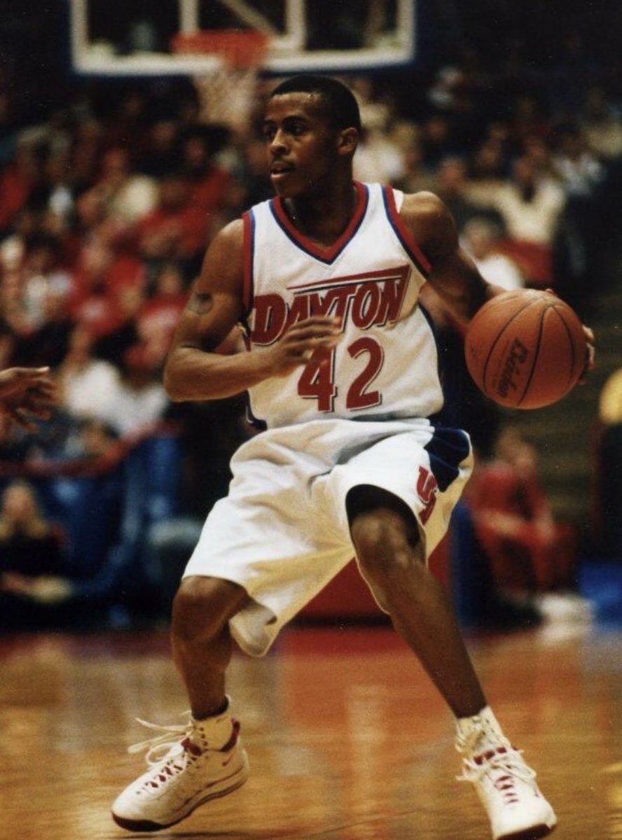 Alex Mikos tweet media