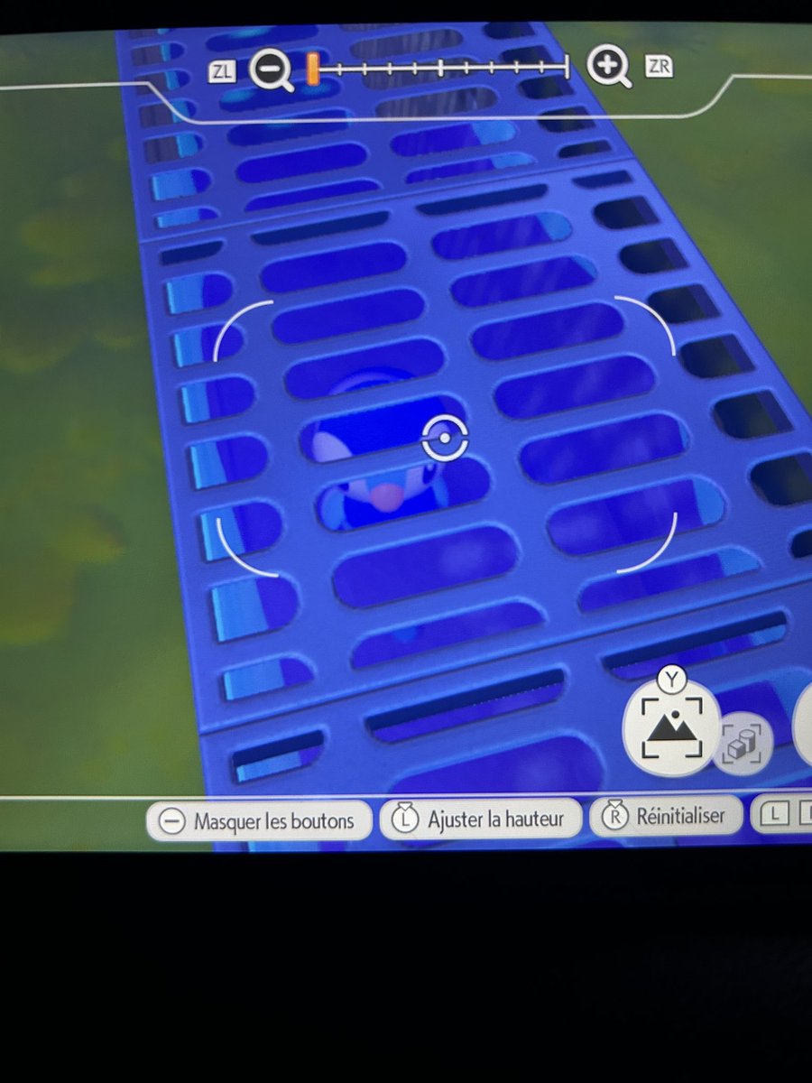 ellie ❄️ tweet media