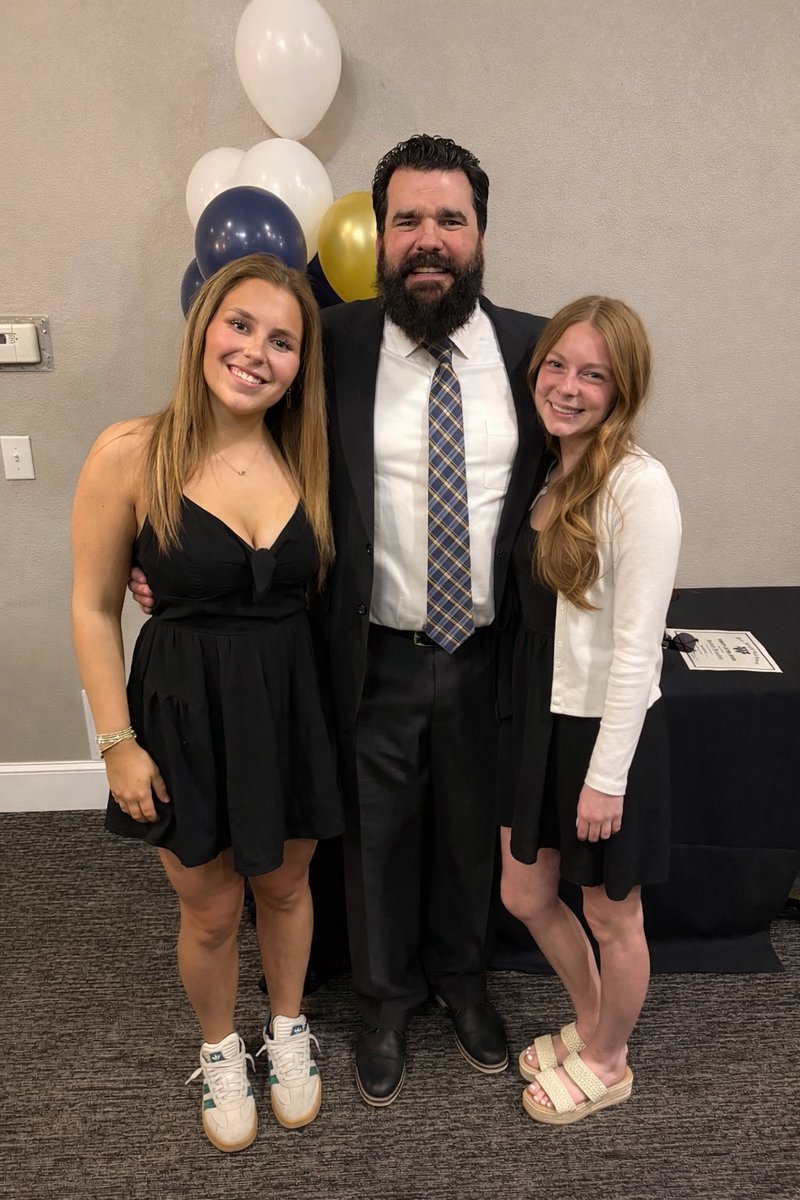 WFHS Basketball tweet media