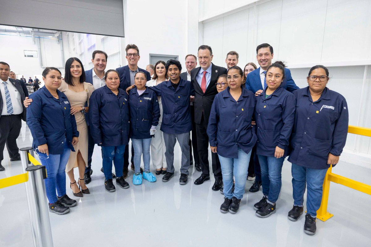 pinformativomx's tweet image. 🇩🇪🤝🏻🇲🇽 #Inversión | Inaugura @makugo planta #PhoenixContac, con la llegada de 700 #empleos y más de mil 600 millones de inversión. 👇🏻
wp.me/p9WcPa-eV9