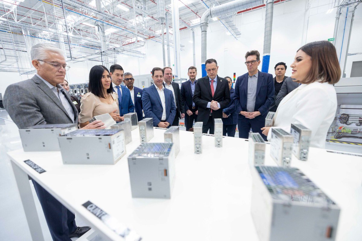 pinformativomx's tweet image. 🇩🇪🤝🏻🇲🇽 #Inversión | Inaugura @makugo planta #PhoenixContac, con la llegada de 700 #empleos y más de mil 600 millones de inversión. 👇🏻
wp.me/p9WcPa-eV9