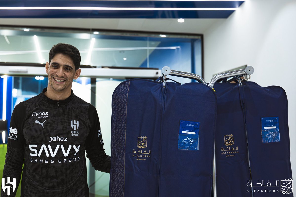 الفاخرة tweet media