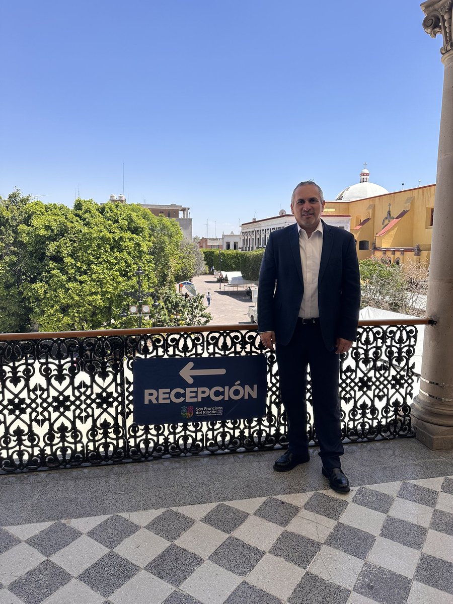 Hoy me tocó andar por San Francisco del Rincón, un lugar que me trae muchos recuerdos.

Hace más de 10 años ya recorríamos estas calles, trabajando con compromiso por la seguridad y el bienestar de la gente.