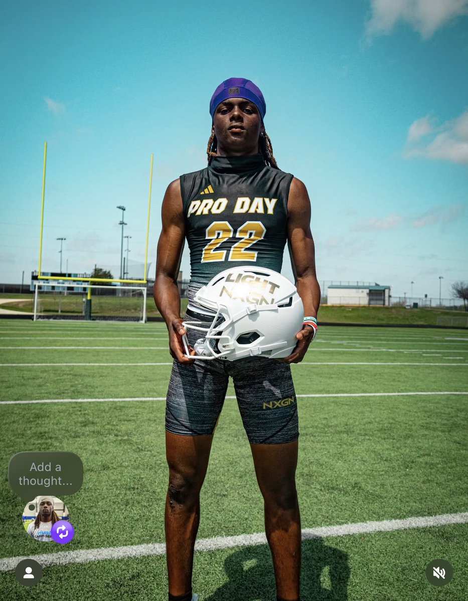 Dylan Thomas tweet media