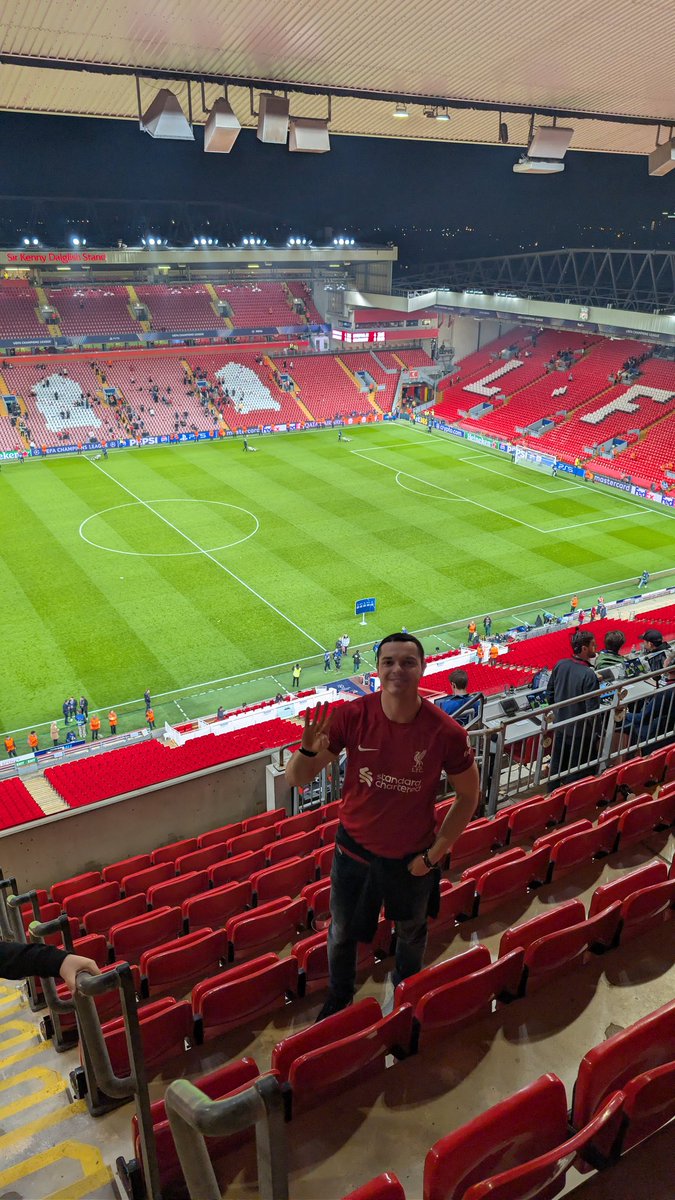 Vladimir Hlushko tweet media