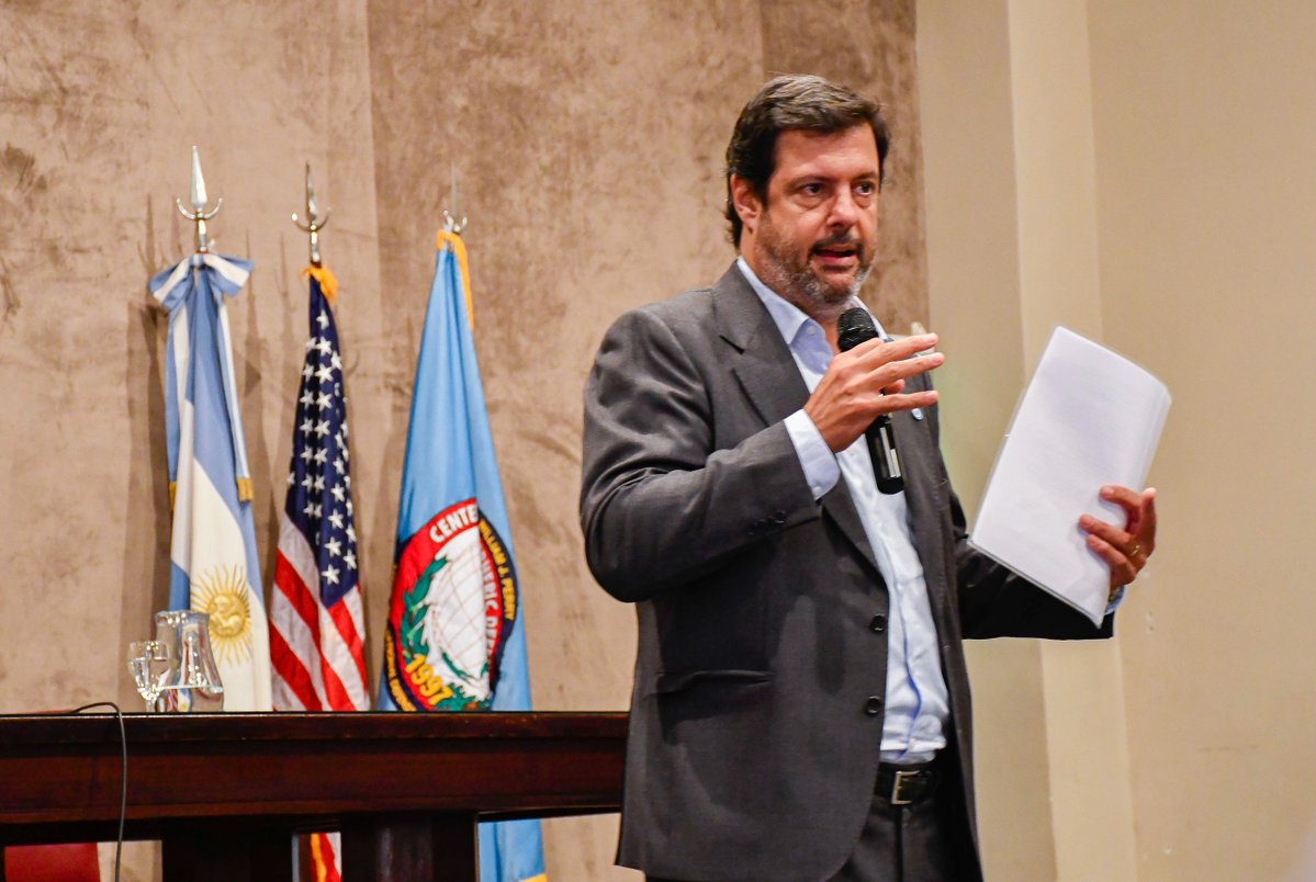 Darío Genua tweet media