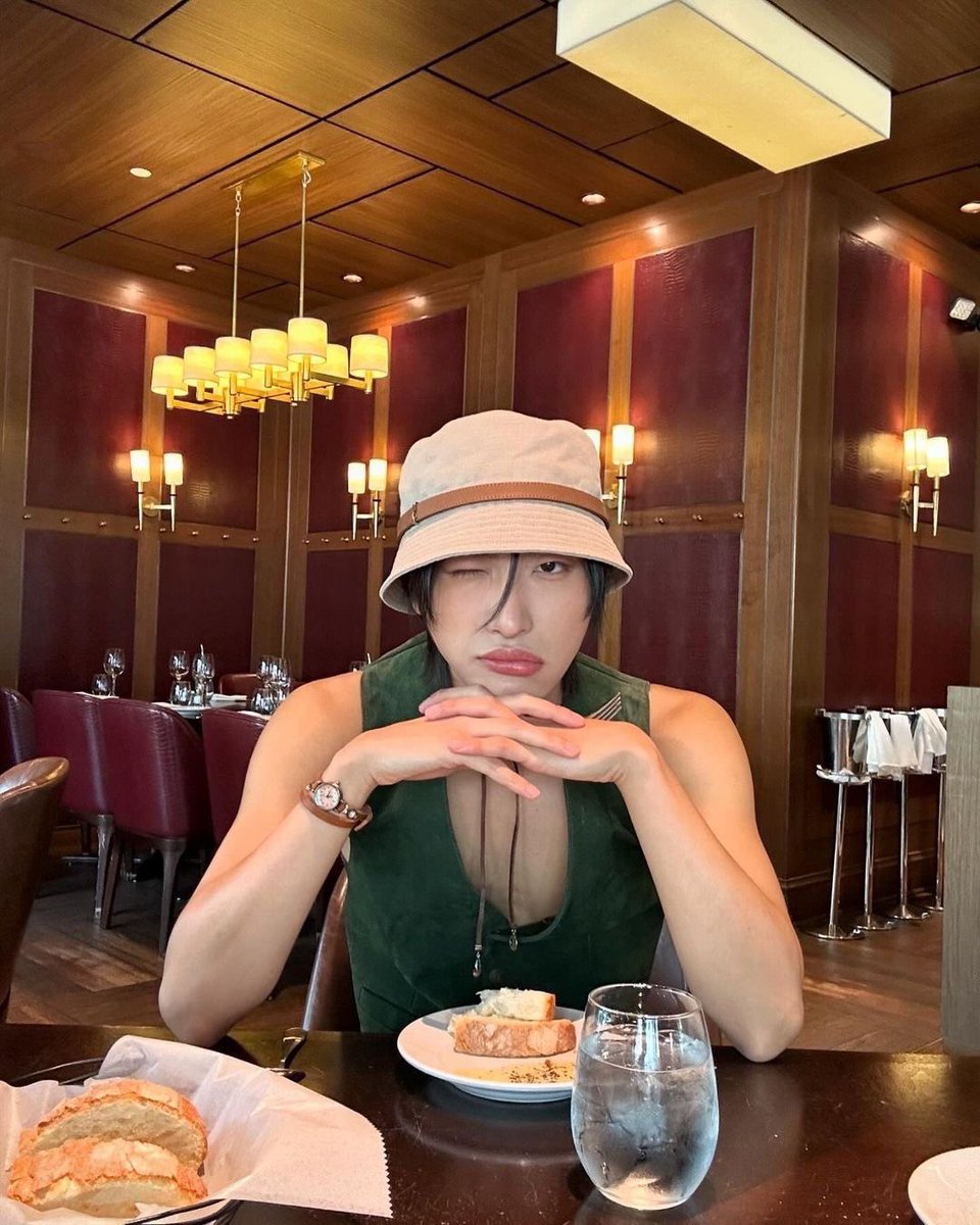 ⋆.𐙚 ̊ ana ✩˙⋆♛ tweet media