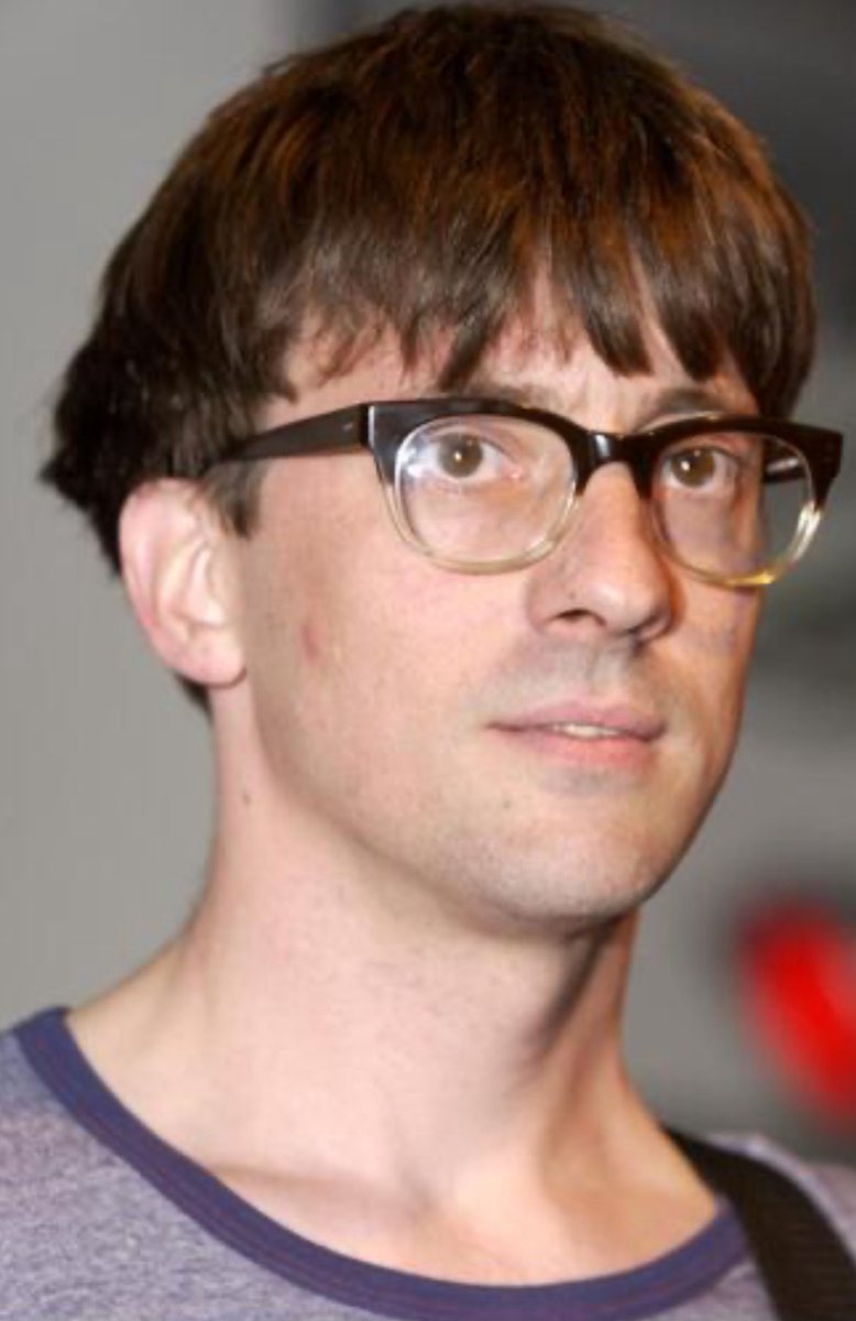 lilyspoons tweet media