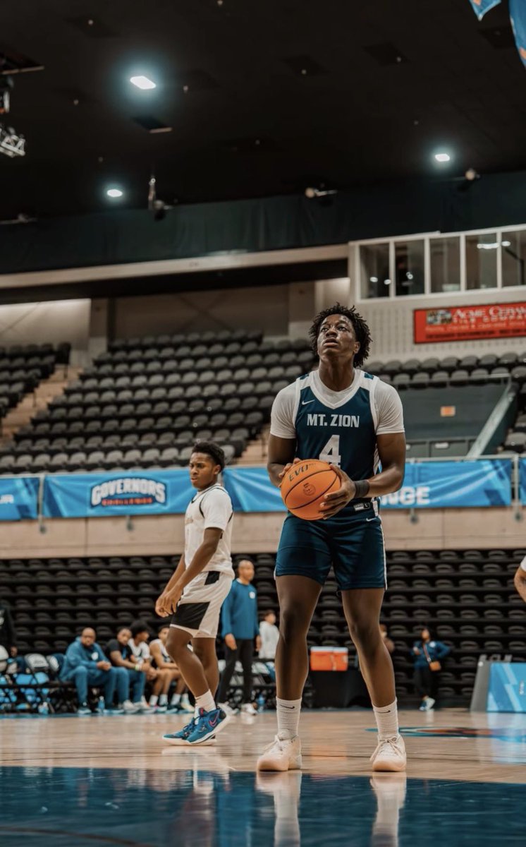 Capitol Hoops tweet media