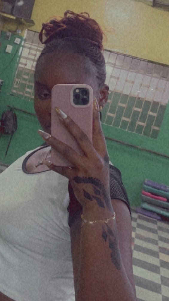 Deconstructionist 🎏 tweet media