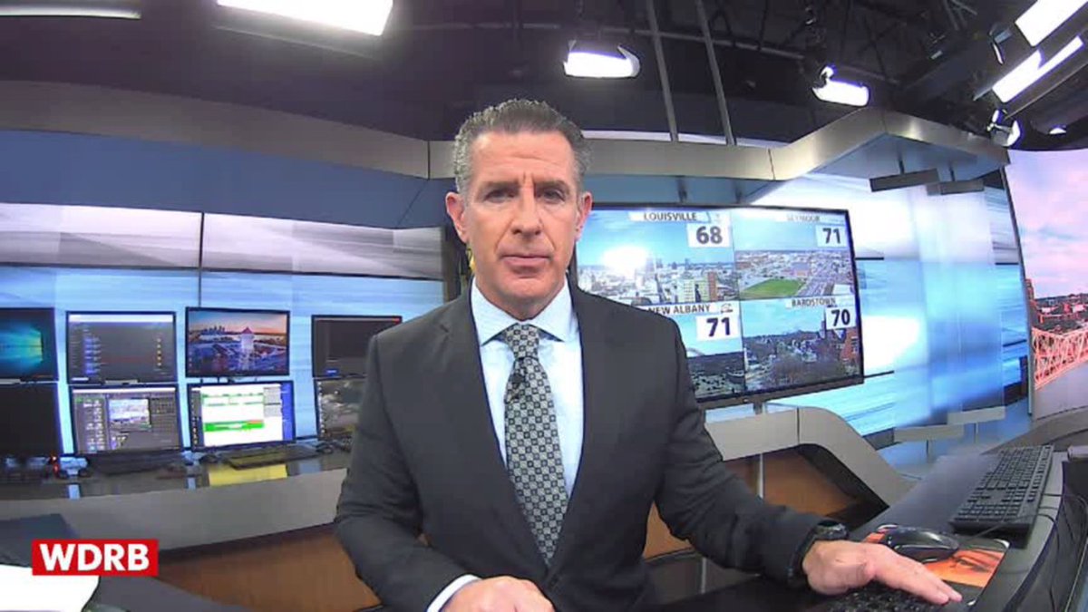 MarcWeinbergWX's tweet photo. Warmer temperatures in the extended. When 80s return to the area in my video on the  WDRB Weather App... https://t.co/9e44EIKIDW https://t.co/zI78J2BIDb https://t.co/PnXgJiEx49