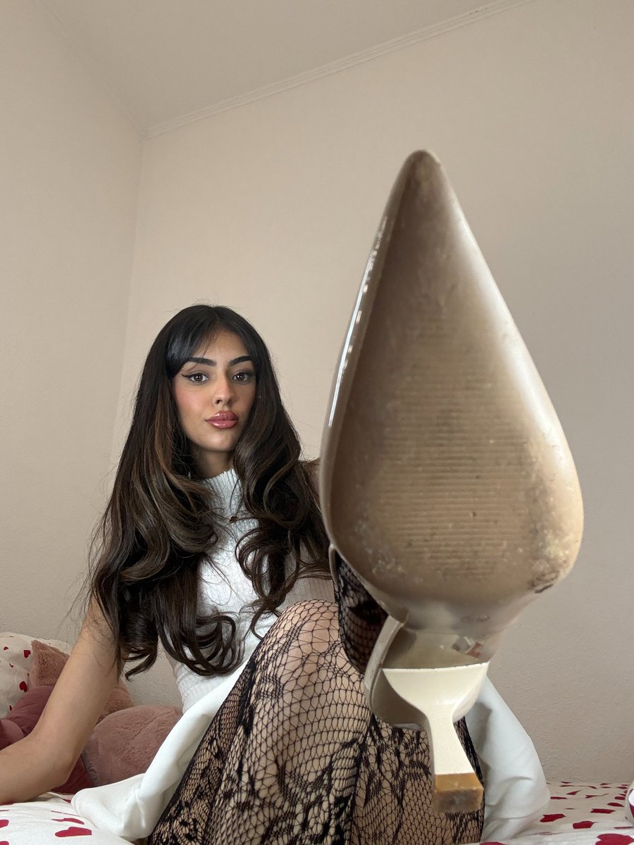 Leyla 20.02 🎂💕 tweet media