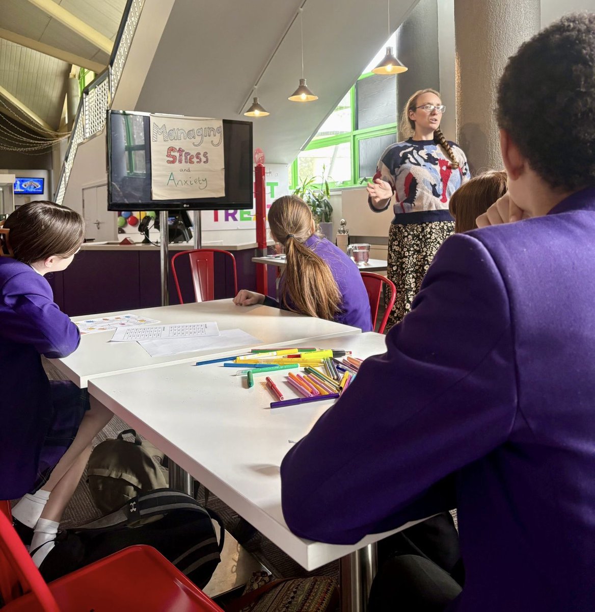 OrielHighSchool's tweet photo. 15 students visited @thehawthcrawley to take part in the Crawley Young Person’s Council question time with workshops about anxiety, AI, cost of living &amp; county lines. Asking questions to members of CYPCC, Crawley Council &amp; the police 💜💜 #StudentVoice #Community #ProudToBePurple https://t.co/1VJLqNfBJh