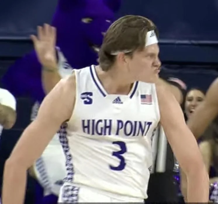 Tom Fornelli tweet media