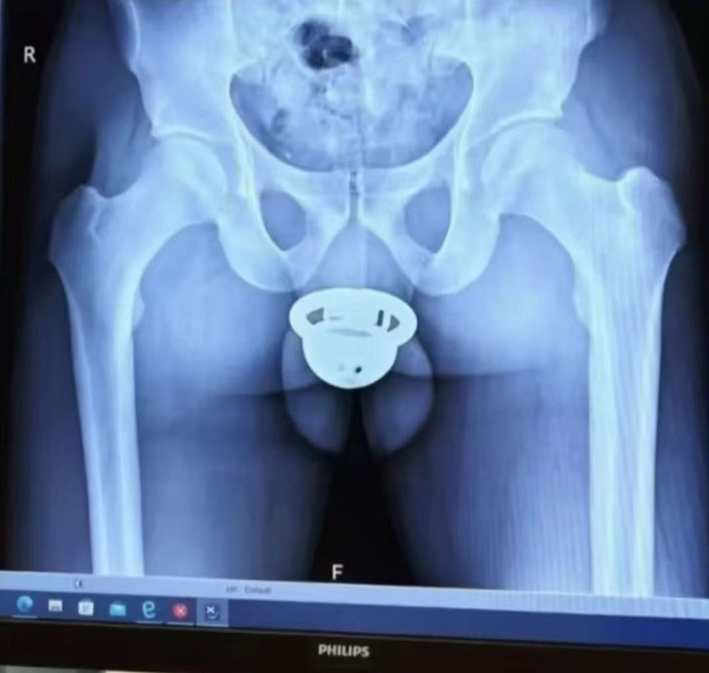 Femdom Cuck Captions tweet media