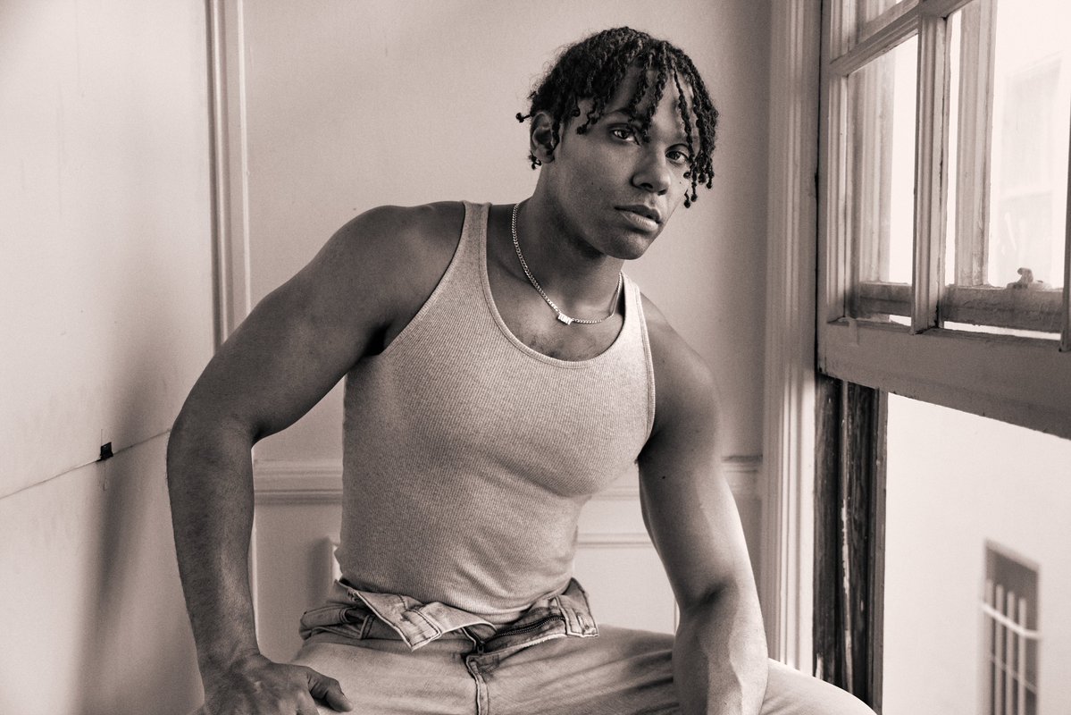 Tony Genius ™ tweet media