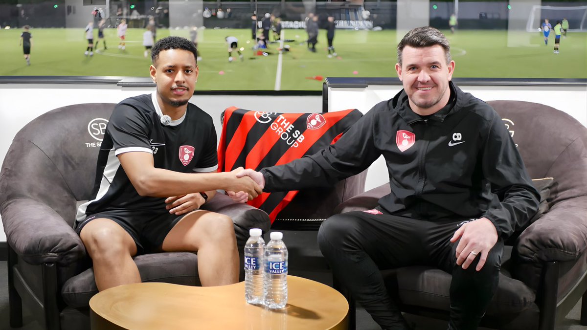 Bracknell Town FC tweet media