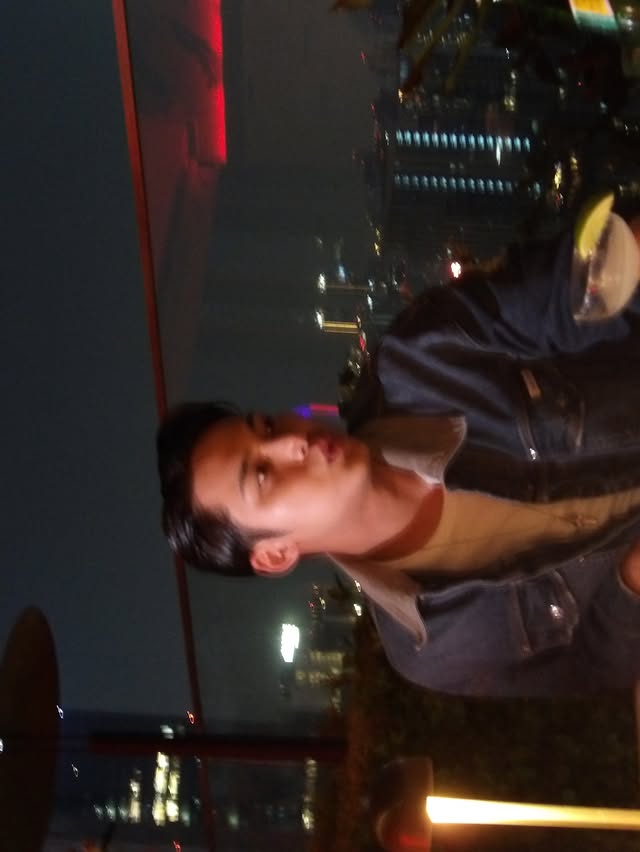 SEVENTEEN France tweet media