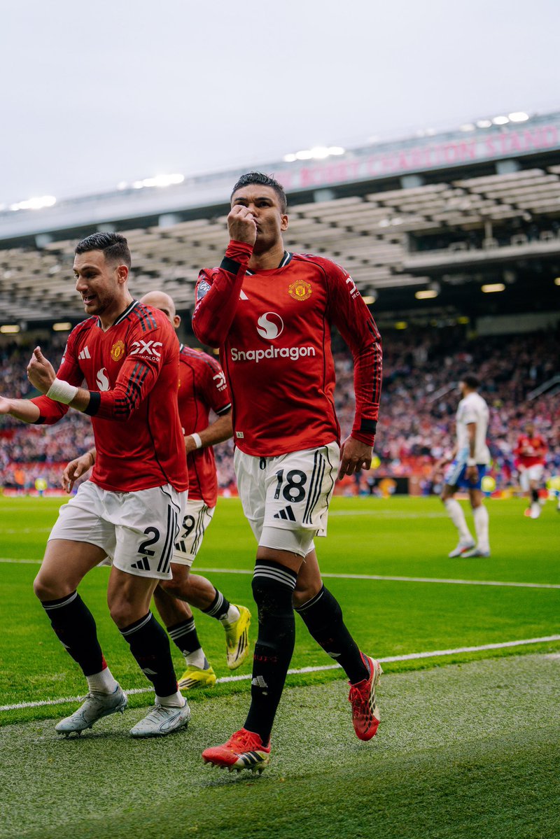 IAM FAN PW tweet media