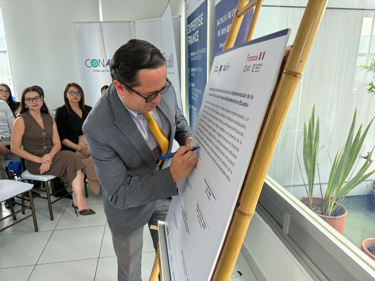 CONAFIPS 🇪🇨 tweet media