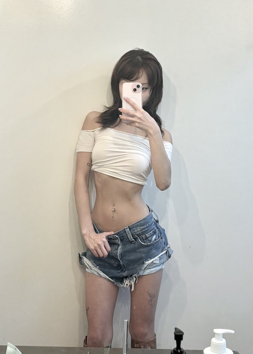 kiki ♡ tweet media