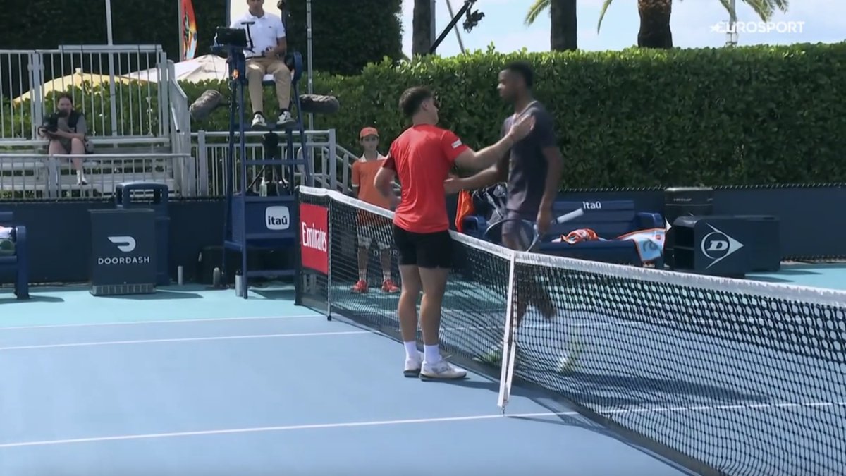 Valentin tweet media