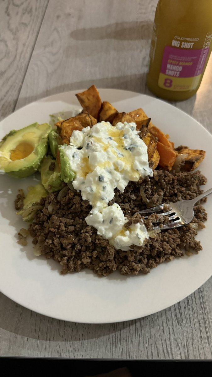 Mustaphathefirst tweet media