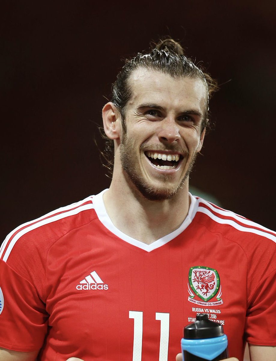 TheOnePlus11 tweet media