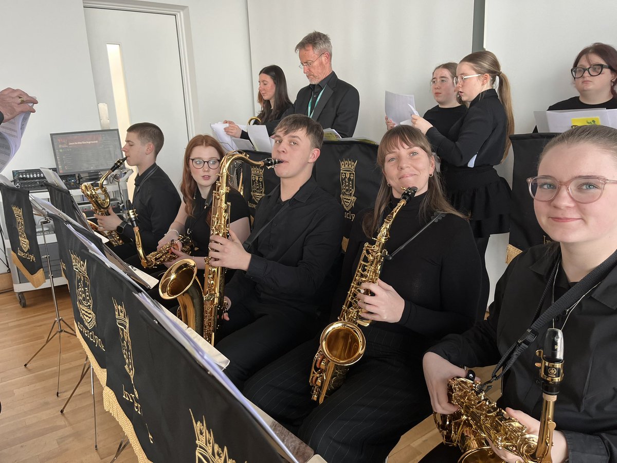 InverclydeMusic's tweet image. Huge thanks to our brilliant brass and saxophone team for providing some party tunes at Ruth Binks’ leaving do.

It was also lovely to see former music service pupil Cody,who had been invited by Ruth to play some flute duets as a final farewell. 

Good luck in your new post Ruth!