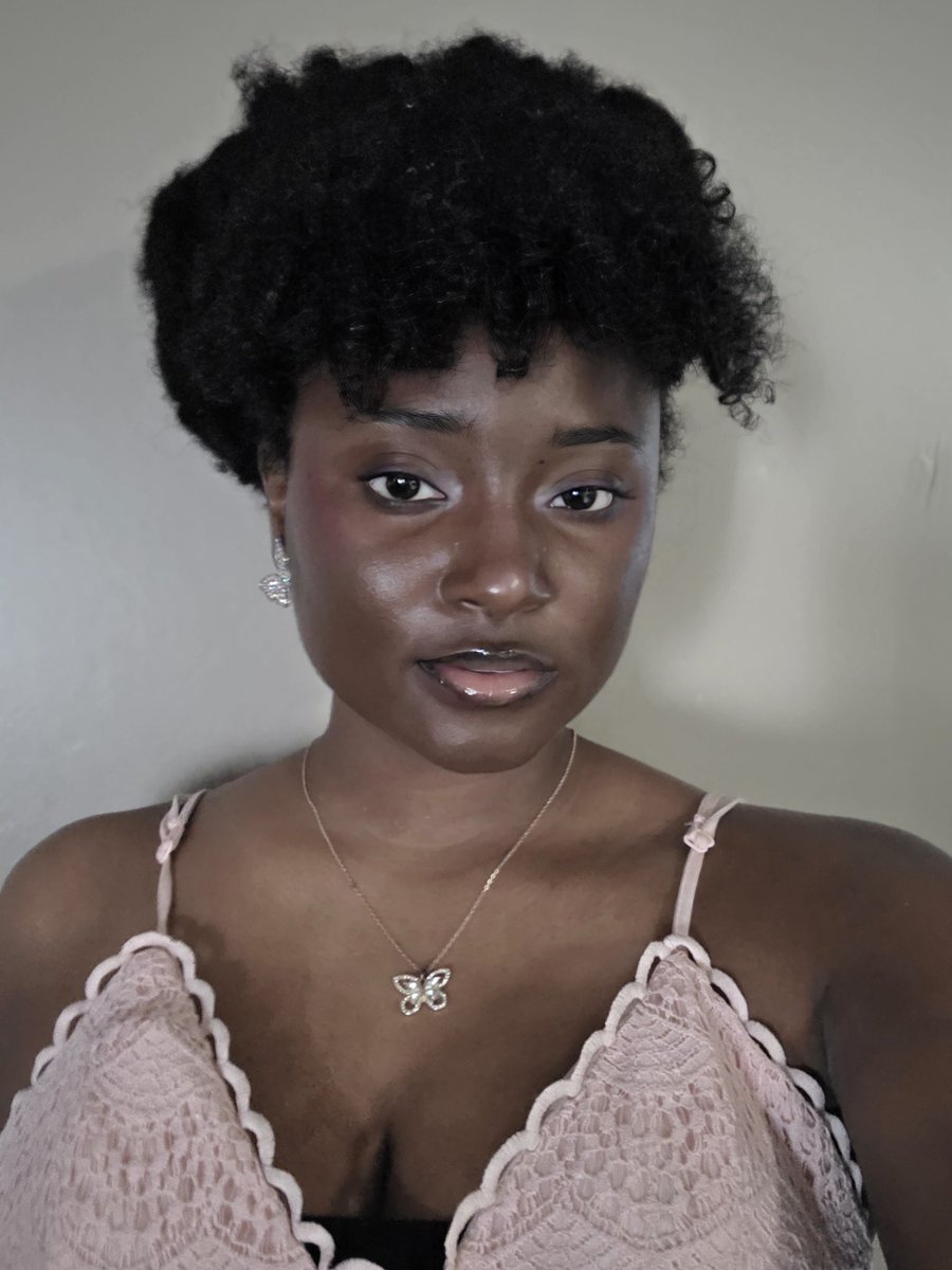 🕸ℭ𝔥𝔞𝔪𝔭𝔞𝔤𝔫𝔢 tweet media