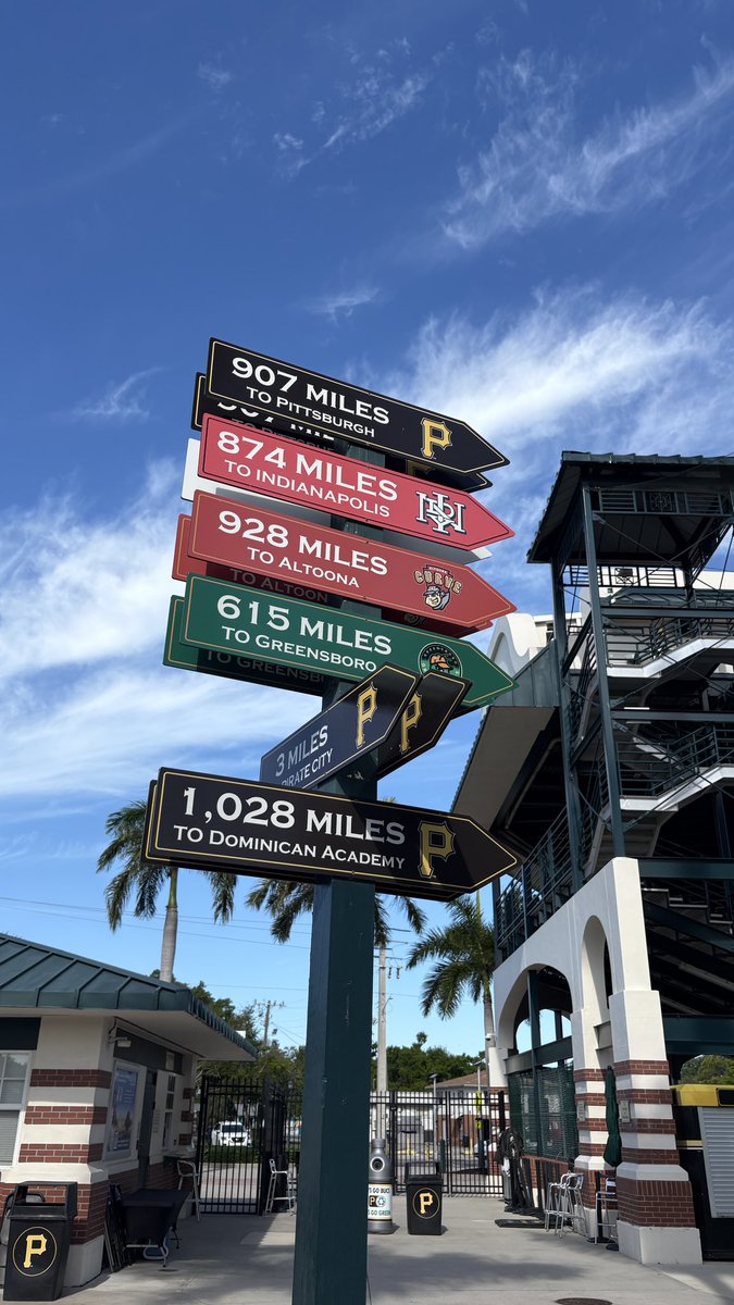 93.7 The Fan tweet media